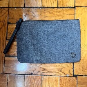 Lululemon pouch